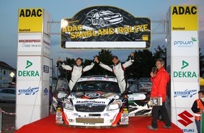 Skoda Auto Deutschland GmbH: Mark Wallenwein/Stefan Kopczyk im SKODA Fabia S2000 Deutsche Rallyemeister 2012 (BILD)