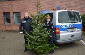 Polizeidirektion Göttingen: POL-GOE: (740/2014)  Weihnachtsbaum-Versteigerung der Polizei Göttingen läuft noch bis Donnerstagnachmittag - Höchstes Gebot beträgt derzeit 50 Euro!