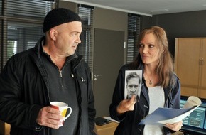 ZDF: "Ein starkes Team" fahndet im ZDF nach dem "Freitagsmann" (FOTO)
