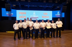 FW-KLE: Stadtfeuerwehrfest / 125 Jahre Löschzug Kleve und Musikzug