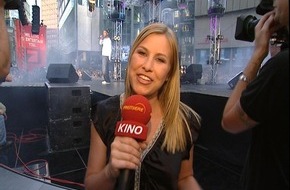 Sky Deutschland: "Premiere Kino" präsentiert Will Smith zum Deutschlandstart von "I, Robot" / Moderatorin Nadine Krüger im Interview mit dem Hollywoodstar