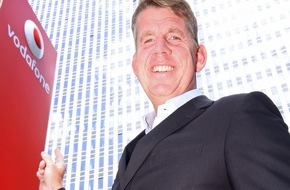 Vodafone GmbH: Arcor wird Vodafone (Mit Bild) / DSL und Mobilfunk gebündelt unter der Marke Vodafone / Arcor AG heißt ab 1. August Vodafone AG