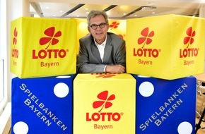 LOTTO Bayern: Zwölf Millionäre und eine Gewinnsumme von rund 295 Millionen Gewinne im ersten Halbjahr 2022 - Bayeriesche Spielbanken verzeichnen steigende Besucherzahlen