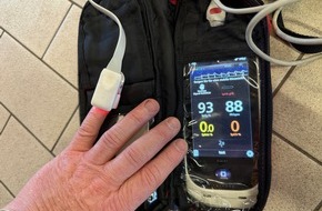 Feuerwehr Dresden: FW Dresden: Kohlenmonoxidvergiftung nach Grillen in Innenr&auml;umen - f&uuml;nf Personen betroffen