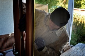 Polizeipräsidium Westpfalz: POL-PPWP: Einbruch - Fenster war gekippt!