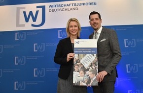 WJD Wirtschaftsjunioren Deutschland: Bundesministerin Manuela Schwesig lobt das Engagement der Jungen Wirtschaft / Die Wirtschaftsjunioren treffen sich zur Delegiertenversammlung in Schwerin