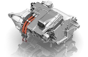 ZF Friedrichshafen AG: Kompakt, leicht, leistungsstark: Elektrischer Achsantrieb von ZF geht 2018 in Serie