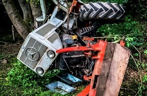 Feuerwehr Stolberg: FW-Stolberg: Traktor stürzte tiefe Böschung hinab