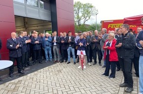 Kreisfeuerwehrverband Pinneberg: FW-PI: Schl&uuml;ssel&uuml;bergabe beim Erweiterungsbau der Feuerwehrtechnischen Zentrale