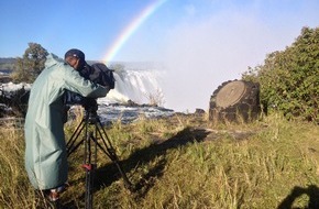 ZDF: Sehnsucht am Sambesi und Glamour in Marrakesch / Zwei ZDF-Dokumentationen über Afrikas wilden Fluss und Marokkos Stadt der Vielfalt (FOTO)