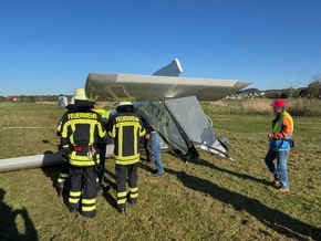 KFV Bodenseekreis: Ultraleichtflugzeug &uuml;berschl&auml;gt sich