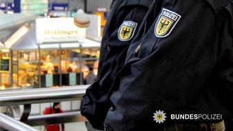Bundespolizeidirektion München: Bundespolizeidirektion München: Tätlicher Angriff auf Vollstreckungsbeamte: 29-Jähriger psychisch auffällig