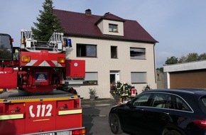 Feuerwehr Dortmund: FW-DO: Zimmerbrand in Mehrfamilienhaus // Keine verletzten Personen