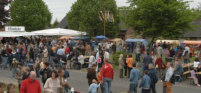 Freiwillige Feuerwehr Bedburg-Hau: FW-KLE: Tradition verpflichtet: 42. Kinderfest am Vatertag
/Freiwillige Feuerwehr Bedburg-Hau lädt ein!