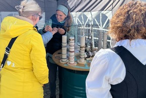 ​Tausende Menschen feiern mit der Bio-Schaukäserei Wiggensbach - Jubiläumsabend, Herbstmarkt und offene Türen zum 20-jährigen Bestehen