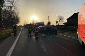Freiwillige Feuerwehr Werne: FW-WRN: TH_1 - LZ1 - LG2 - Verkehrsunfall, 4 PKW, 2 Personen verletzt