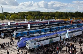 Messe Berlin GmbH: Faszination Hightech: Weltpremieren und neue Generationen von Schienenfahrzeugen auf den Gleisen der InnoTrans 2014 (FOTO)