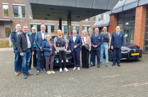 Kreispolizeibehörde Borken: POL-BOR: Kreis Borken - Polizeibeirat informiert sich aus erster Hand