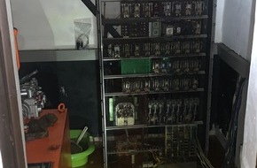 Feuerwehr Wetter (Ruhr): FW-EN: Wetter - drei Eins&auml;tze am Wochenende