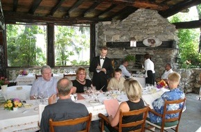 guide-bleu.ch: guide-bleu.ch: I consumatori hanno votato: I team più cordiali dei ristoranti in Svizzera 2005
