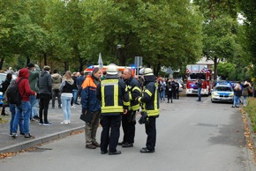 FW-AR: ABC-Großlage am Berufskolleg erfordert Einsatz von Feuerwehr und Rettungsdienst