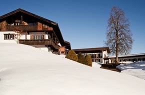 DAK-Gesundheit: Auszeichnung: Klinik im Alpenpark in Bad Wiessee bietet Spitzen-Qualität und zählt zu den Besten in Bayern / Kunden der DAK-Gesundheit loben qualifiziertes Spezialisten-Netzwerk in der Region (BILD)