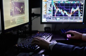 Landeskriminalamt Rheinland-Pfalz: LKA-RP: Cybertrading-Betrug: Verbraucherzentrale und Landeskriminalamt Rheinland-Pfalz geben Tipps, um unseriöse Anlageversprechen mit falscher Promi-Werbung zu erkennen