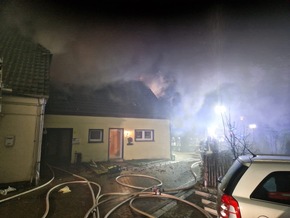 Feuerwehr Kalkar: Wohnungsbrand mit zwei verstorbenen Personen