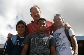 nph Kinderhilfe Lateinamerika e.V.: Schweres Erdbeben versetzt Menschen in Guatemala in Panik / Jan Leiritz erlebte das Beben im Kinderdorf von nuestros pequeños hermanos (nph) (BILD)