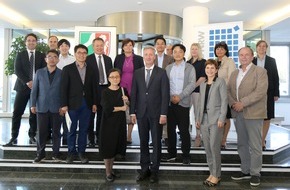 BLB - Bau- u. Liegenschaftsbetrieb NRW: Modernes Liegenschaftsmanagement macht Schule / Südkoreanische Regierungsdelegation besucht BLB NRW