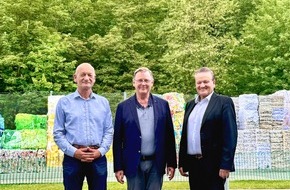 Koehler Group: Ministerpräsident des Freistaats Thüringen, Bodo Ramelow (Linke), besucht Koehler Paper am Standort Greiz