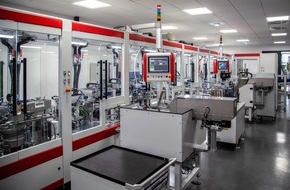 Effizienz-Agentur NRW: Pressemitteilung: Innovative Montageanlage ermöglicht Effizienzsprung in der Schalterproduktion