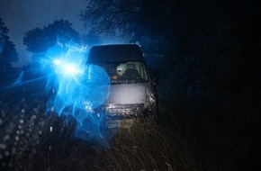 Polizei Düren: POL-DN: Unfall auf L 33: Ohne Führerschein und unter Alkoholeinfluss