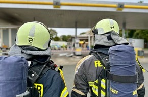 Freiwillige Feuerwehr Hünxe: FW Hünxe: Defekt an Tankstelle - Feuerwehreinsatz an A3-Raststätte