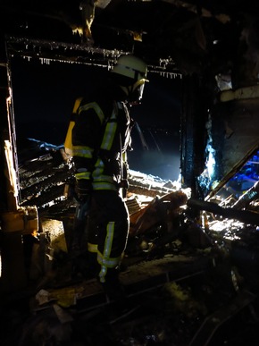 FW-WRN: Abschlussmeldung: FEUER_3 - Dachstuhlbrand Brachtstraße in Werne Evenkamp