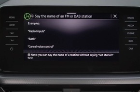 SKODA stellt neue digitale Assistentin vor: "Okay, Laura!"