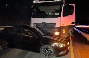 Polizeidirektion Landau: POL-PDLD: B10/AS Landau-Nord - Fehler beim Fahrstreifenwechsel