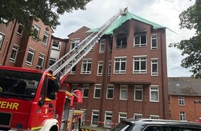 Ministerium f&uuml;r Inneres und Bau Mecklenburg-Vorpommern: IM-MV: Notdach sch&uuml;tzt LUP-Klinikum nach Brand - Spezialausr&uuml;stung des Brandschutzes verhindert weitere Sch&auml;den