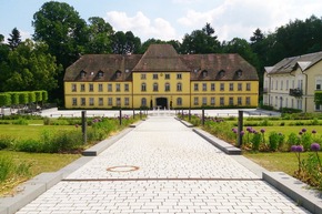 bvo st&auml;rkt Bad Alexandersbad als Osteopathie-Heilbad mit neuer Akademie