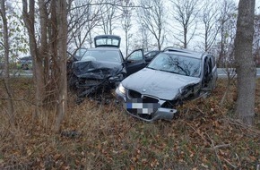 Polizei Münster: POL-MS: Drei Verletze und 40.000 Sachschaden nach mutmaßlichem Sekundenschlaf