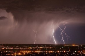 ZDFinfo: "Gefährliche Natur": ZDFinfo-Dreiteiler über extremes Wetter