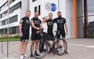 Polizei Mönchengladbach: POL-MG: Nachtrag (Bild) zu "Pascal & Friends Benefiztour 2.0: Vier Polizisten fahren in ihrer Freizeit für den guten Zweck 750 km Fahrrad. Und zwar nonstop!"