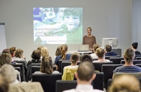 Mobil Krankenkasse: Kinder fürs Leben stärken - Psychologin gibt Eltern und Großeltern Tipps