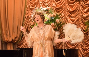 Constantin Film: FLORENCE FOSTER JENKINS - Trailer ab sofort online