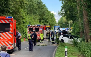 FFW Gemeinde Schwalmtal: FFW Schwalmtal: Zwei Verletzte bei Verkehrsunfall auf der Nordtangente
