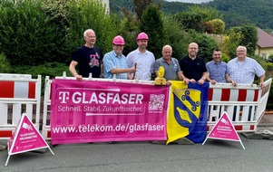 Deutsche Telekom AG: Spatenstich für den Glasfaserausbau in Eschenburg
