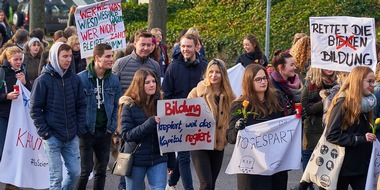 Universität Hohenheim: Campus-Demo gegen Unterfinanzierung