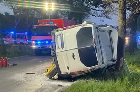 Feuerwehr Bottrop: FW-BOT: Verkehrsunfall in Grafenwald: Zwei Personen verletzt