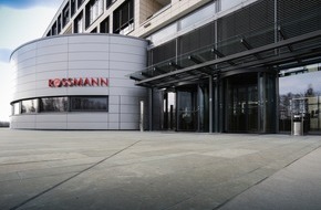 Dirk Rossmann GmbH: Pressemitteilung: Mit 1 Million Euro ermöglicht ROSSMANN 100 Schulen den Start von „Klasse 0“-Konzept