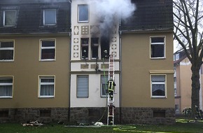 Feuerwehr Essen: FW-E: Wohnungsbrand in Mehrfamilienhaus im Essener Nordviertel, niemand verletzt